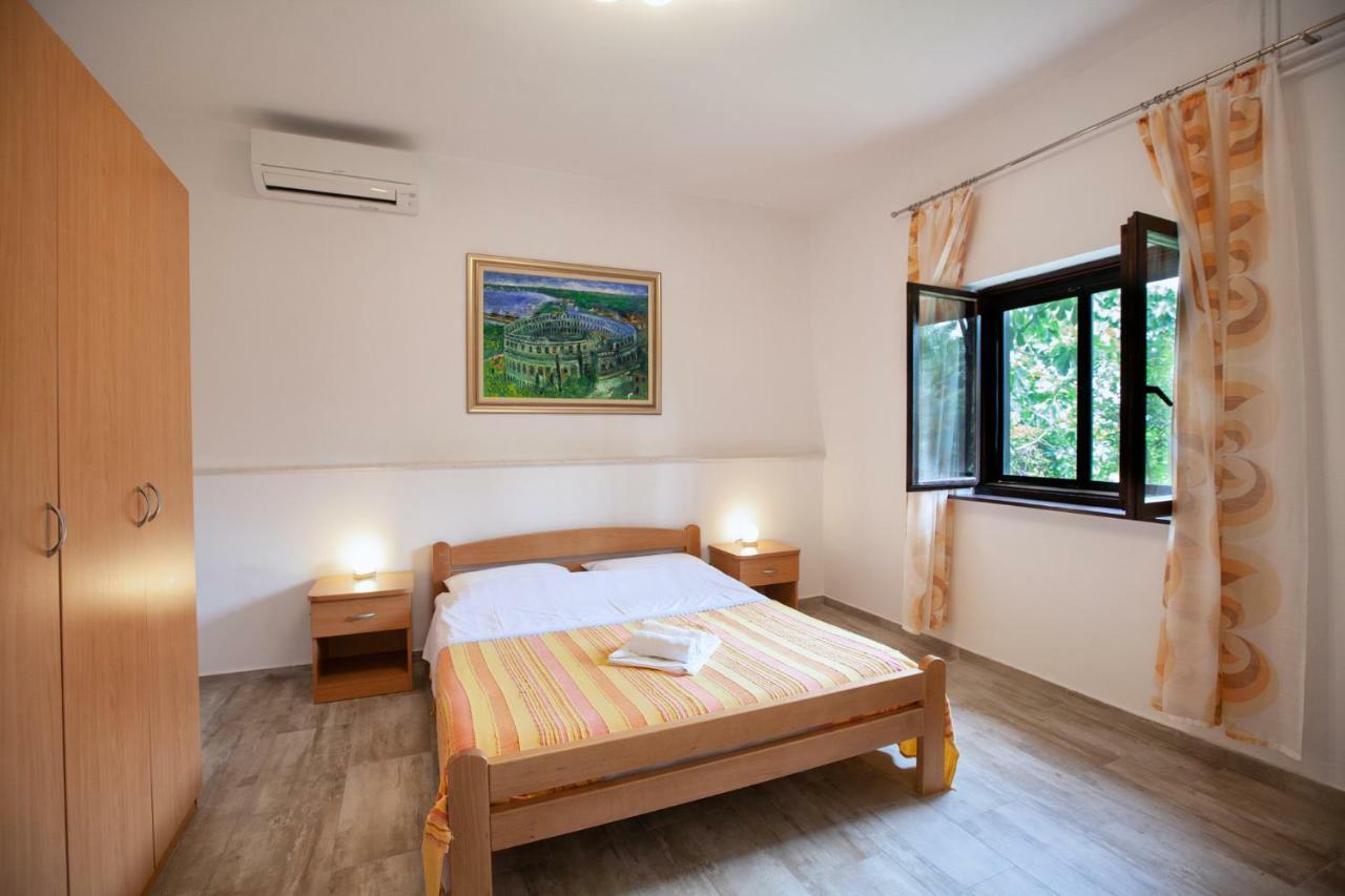 Apartment Ema Premantura Dış mekan fotoğraf