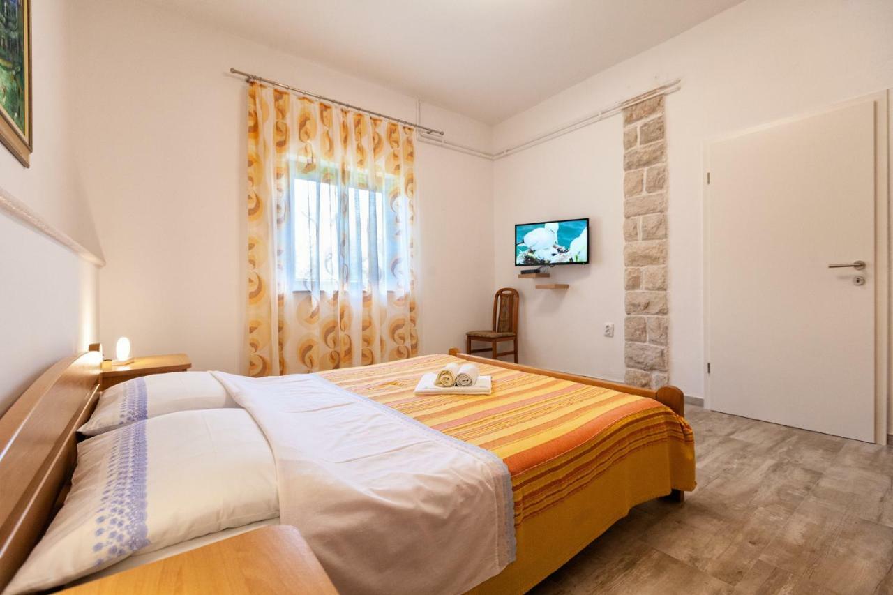 Apartment Ema Premantura Dış mekan fotoğraf
