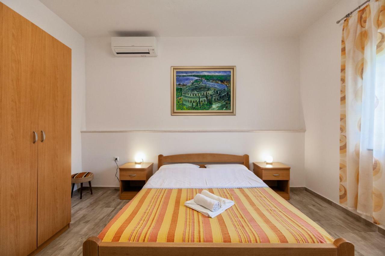 Apartment Ema Premantura Dış mekan fotoğraf